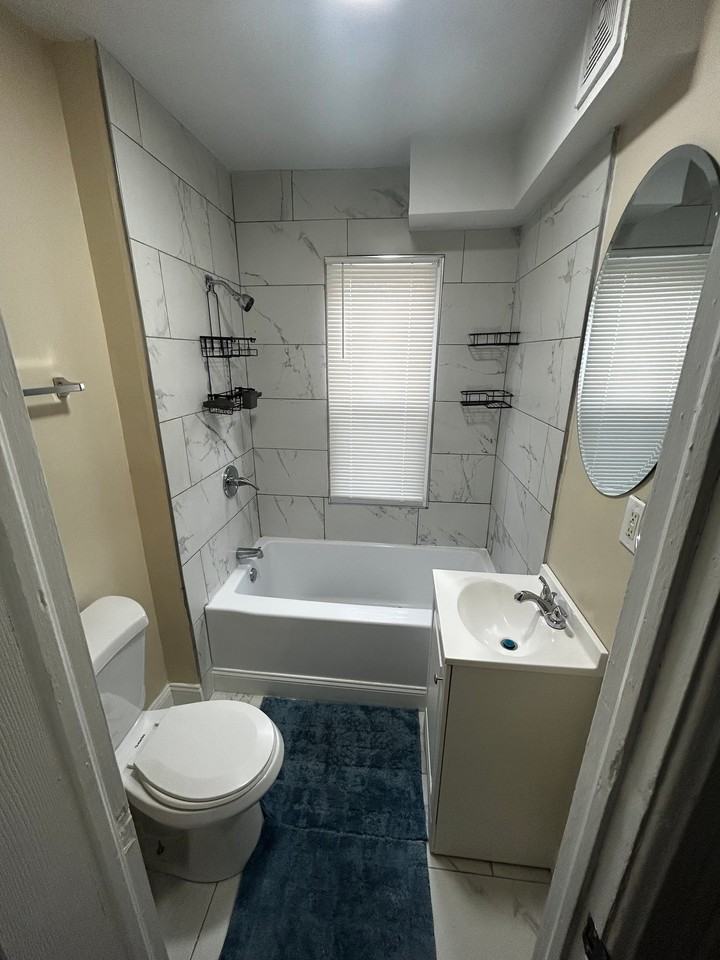 18 Roberts St #2 - Photo 4 of 6