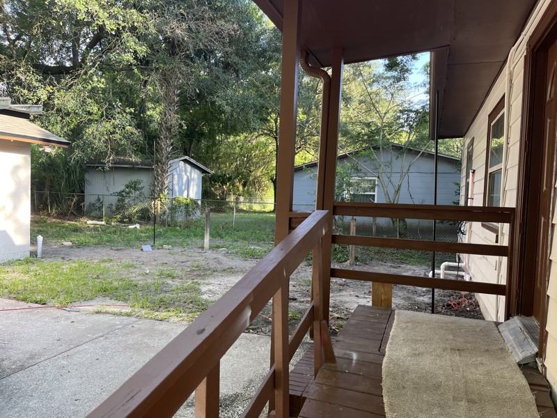 1045 Ontario St - Photo 6 of 13