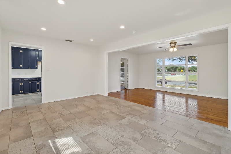 4634 Weir Dr - Photo 3 of 23