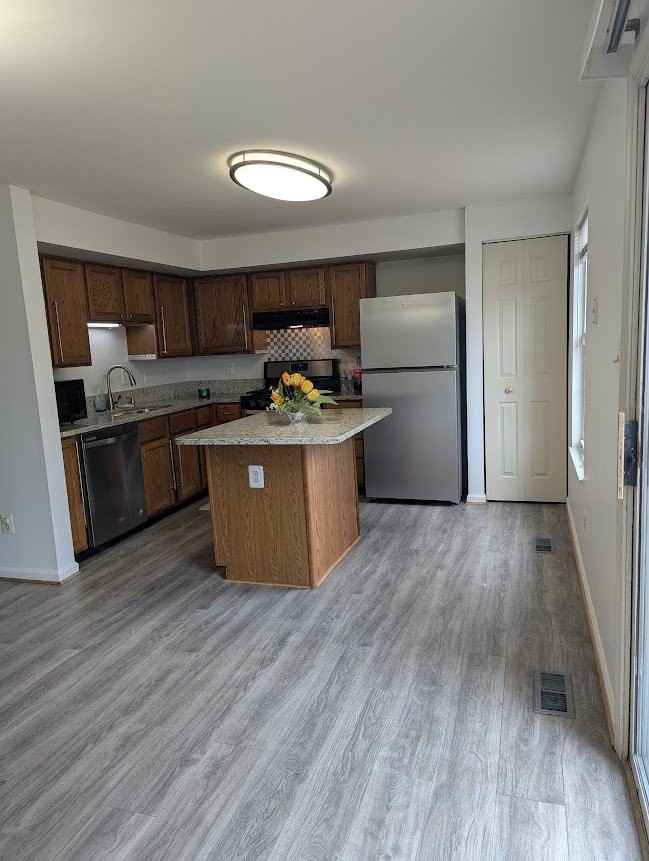 12921 Freestone Ct - Photo 6 of 22