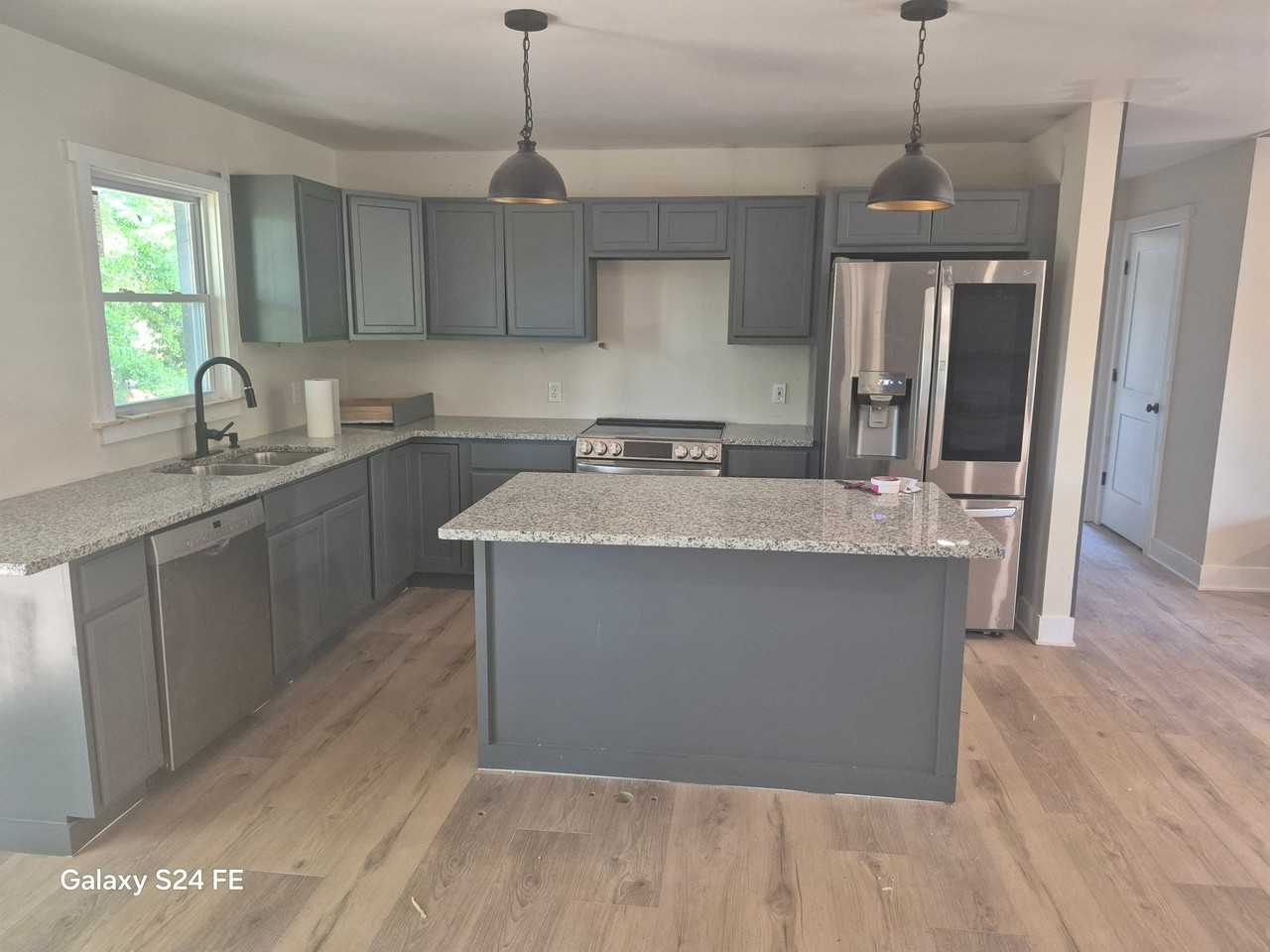 120 N Williamson St - Photo 3 of 4