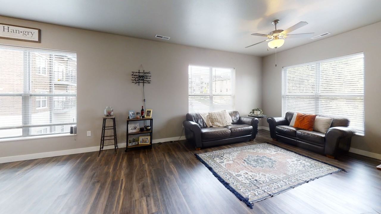 DPI225 - Dubuque Street Condos - Photo 4 of 40