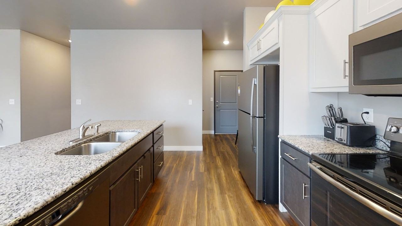 DPI225 - Dubuque Street Condos - Photo 5 of 40