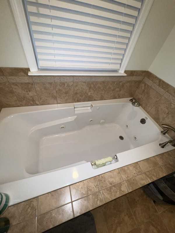 18 Schollcrest Ave - Photo 6 of 13