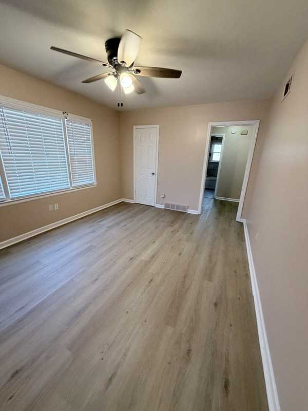 3632 Cromwell Cv - Photo 2 of 7