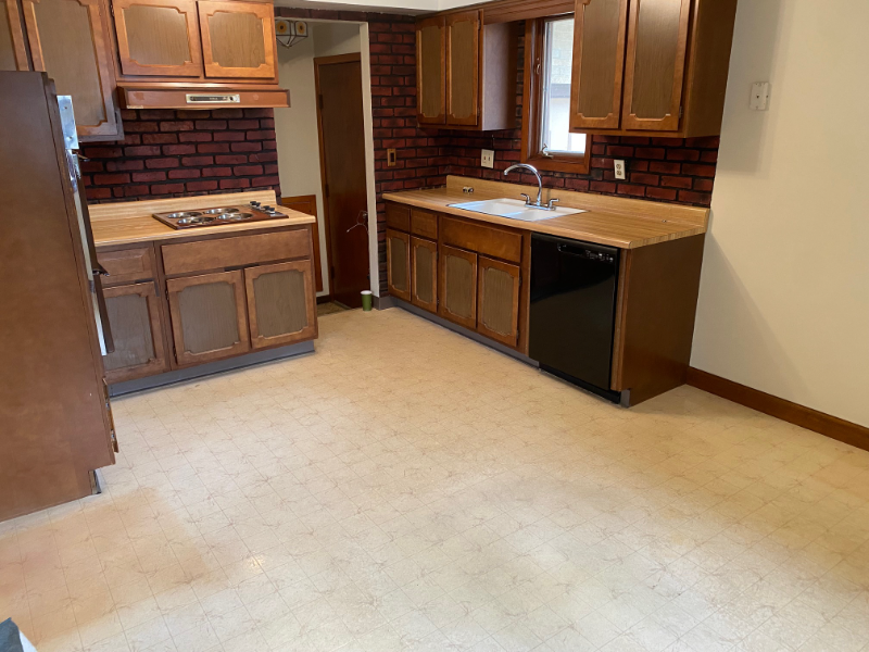 2921 Woodlawn Dr - Photo 5 of 13