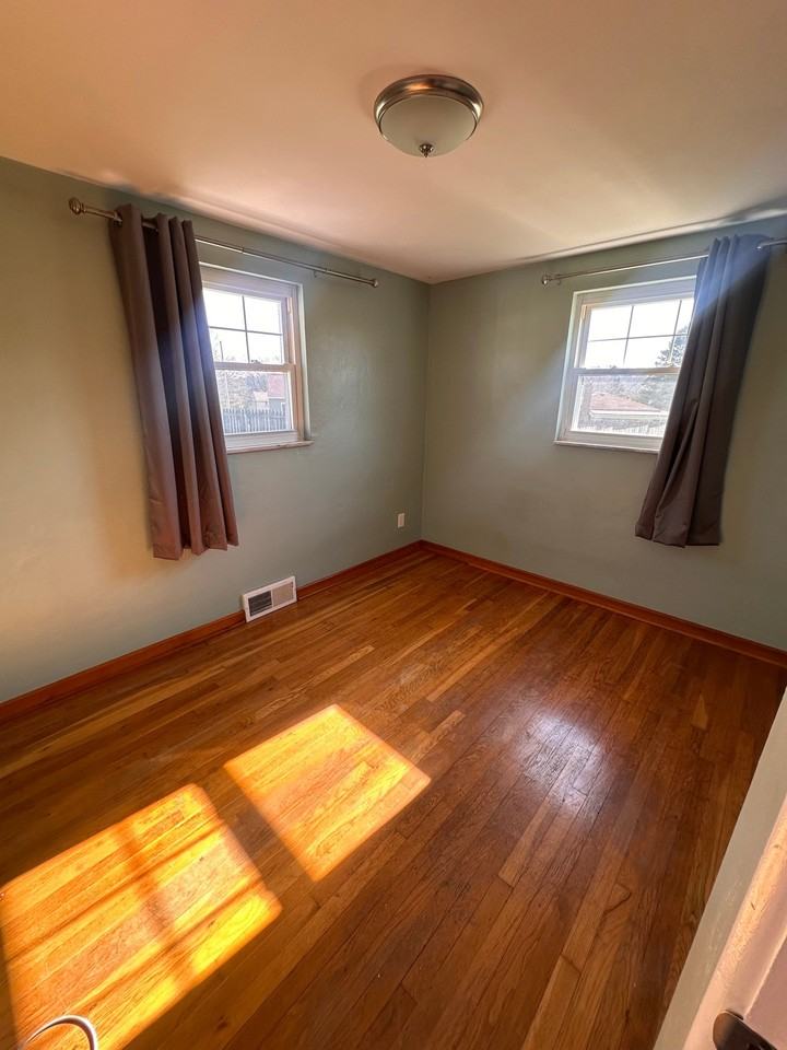 206 Valleyvale Dr - Photo 7 of 17