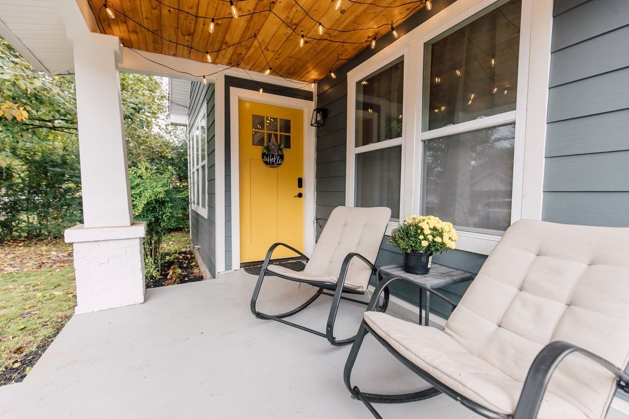 215 Kerr Ave - Photo 2 of 19