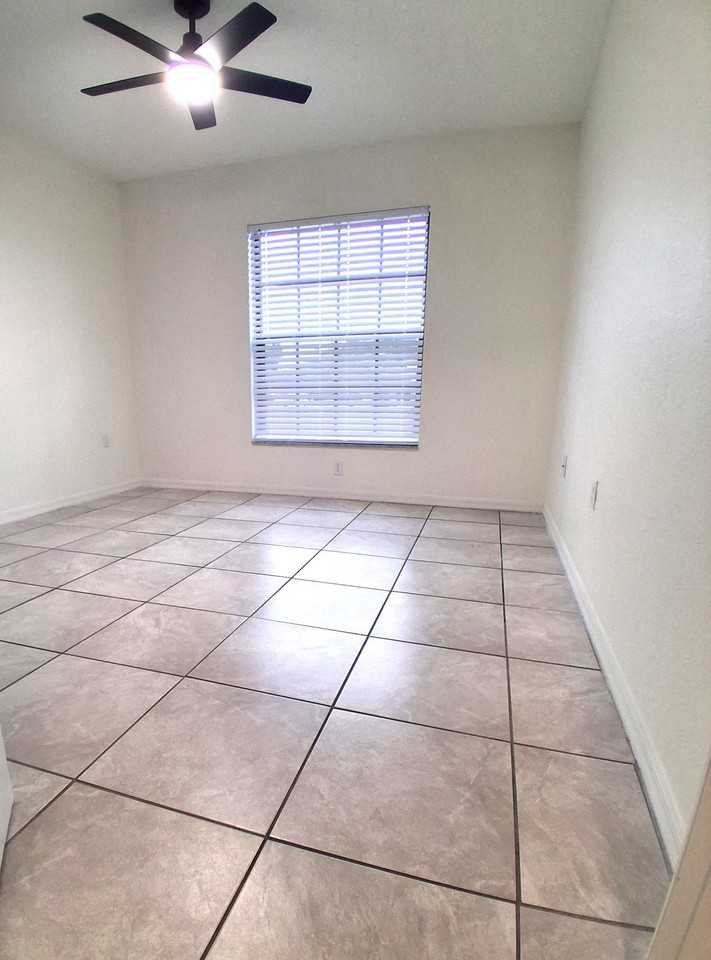 10490 Chalmer St #8 - Photo 6 of 16