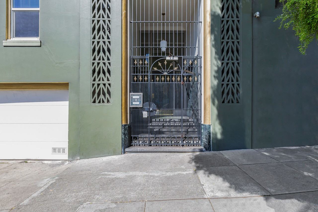 255 Steiner - Photo 2 of 4