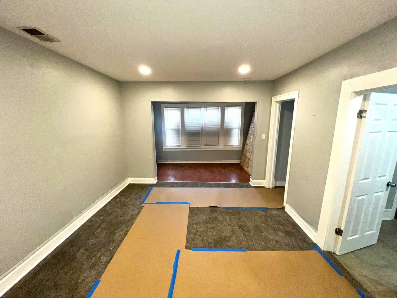 6755 S Throop St - Photo 4 of 18