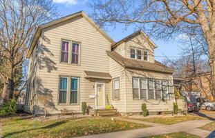 featured image of 711 Napoleon St #711