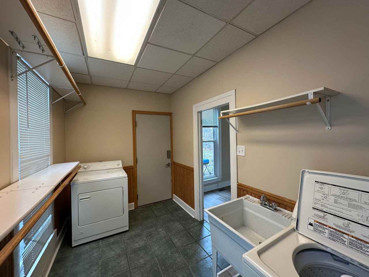 711 Napoleon St #711 - Photo 7 of 16