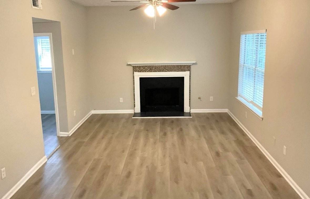 3262 Sugar Creek Falls Ave Se - Photo 2 of 9