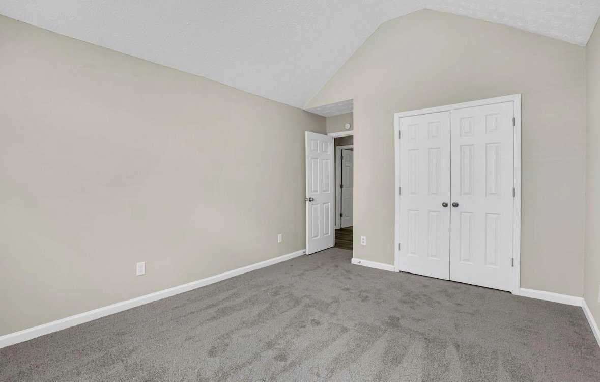 3262 Sugar Creek Falls Ave Se - Photo 7 of 9