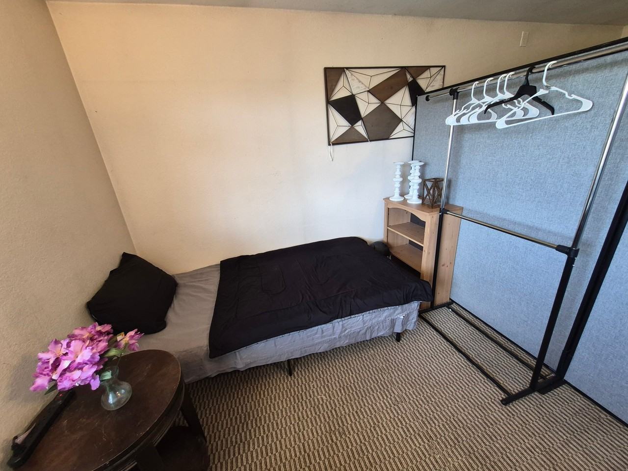 5611 Aberdeen Dr - Photo 3 of 20