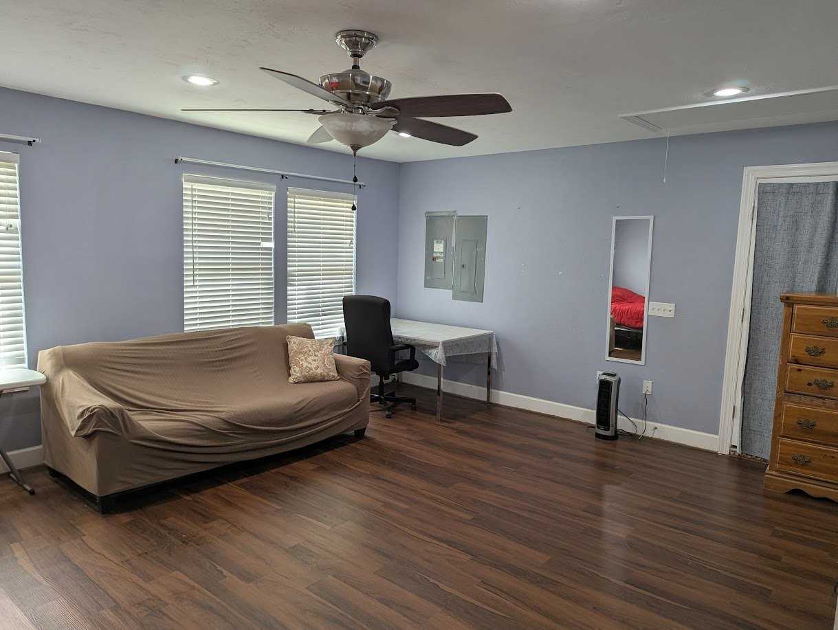 7830 Sw 97th Ave #B - Photo 5 of 14