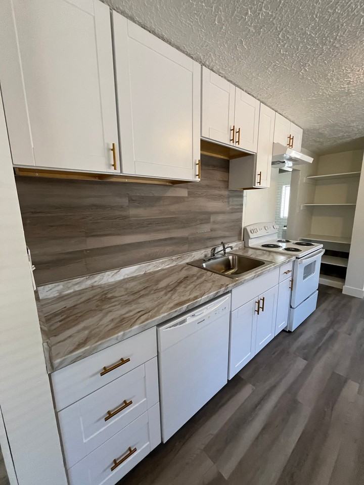 553 E Emerson Ave #A - Photo 3 of 20