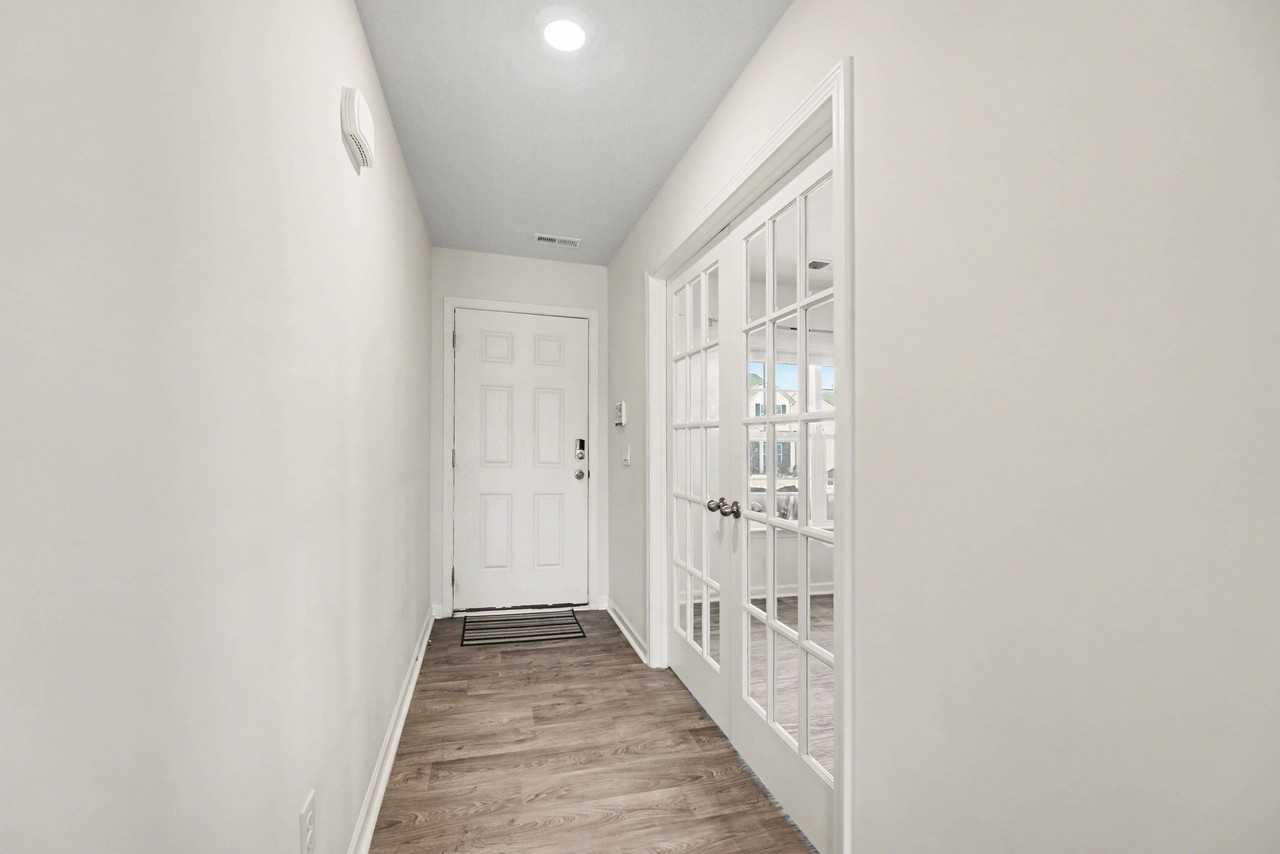 5223 Ironwood Dr - Photo 3 of 17