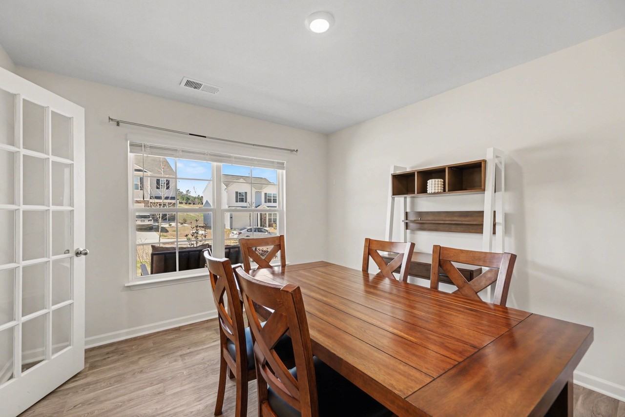 5223 Ironwood Dr - Photo 5 of 17