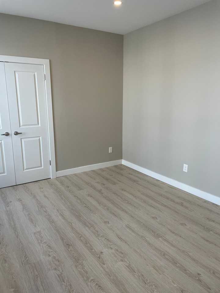 145 Dupont St #1stFL - Photo 5 of 20