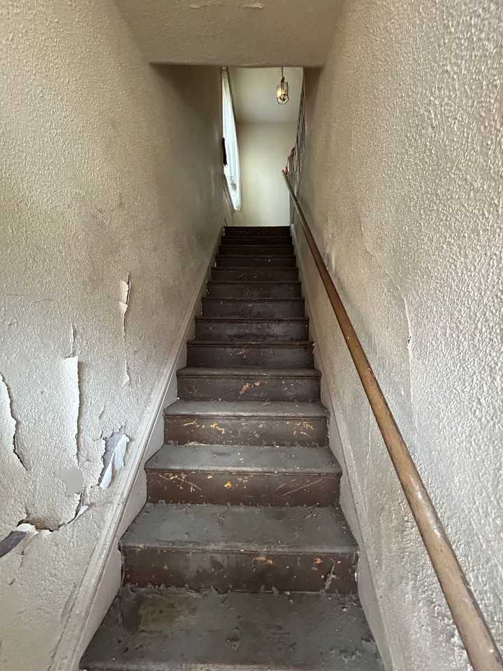 5601 Lotus Ave - Photo 4 of 20