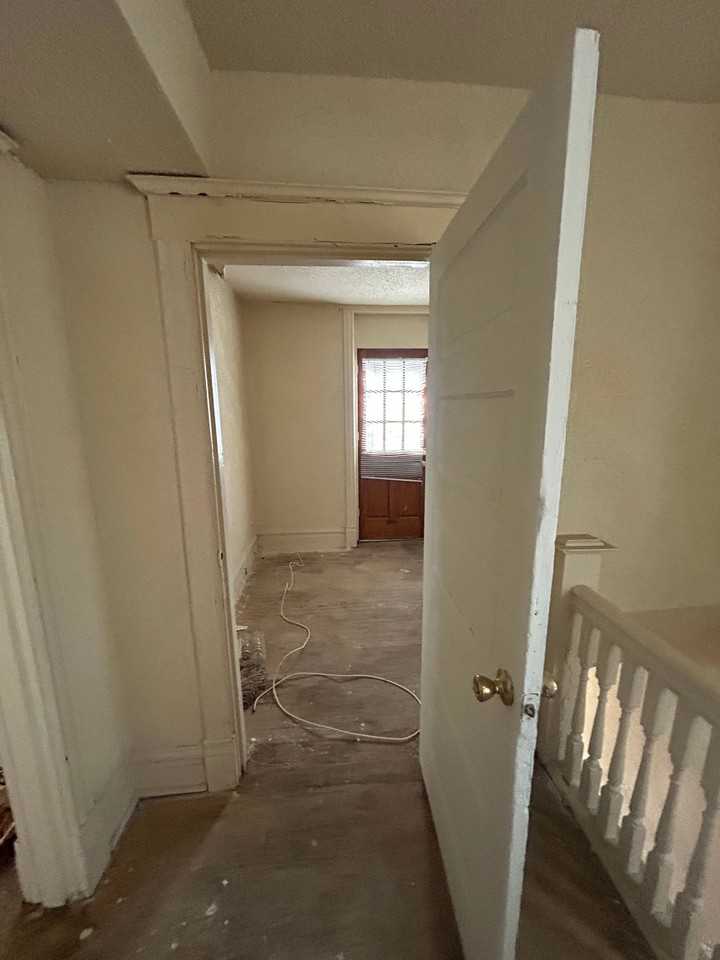 5601 Lotus Ave - Photo 6 of 20