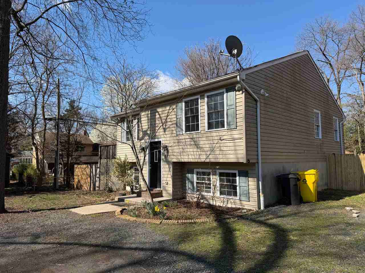 545 Old Stage Rd - Photo 4 of 29