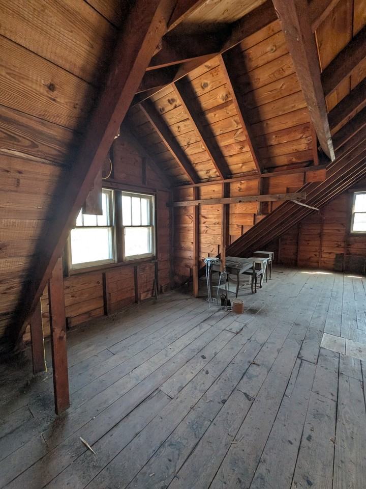 229 Osborne Rd - Photo 6 of 8