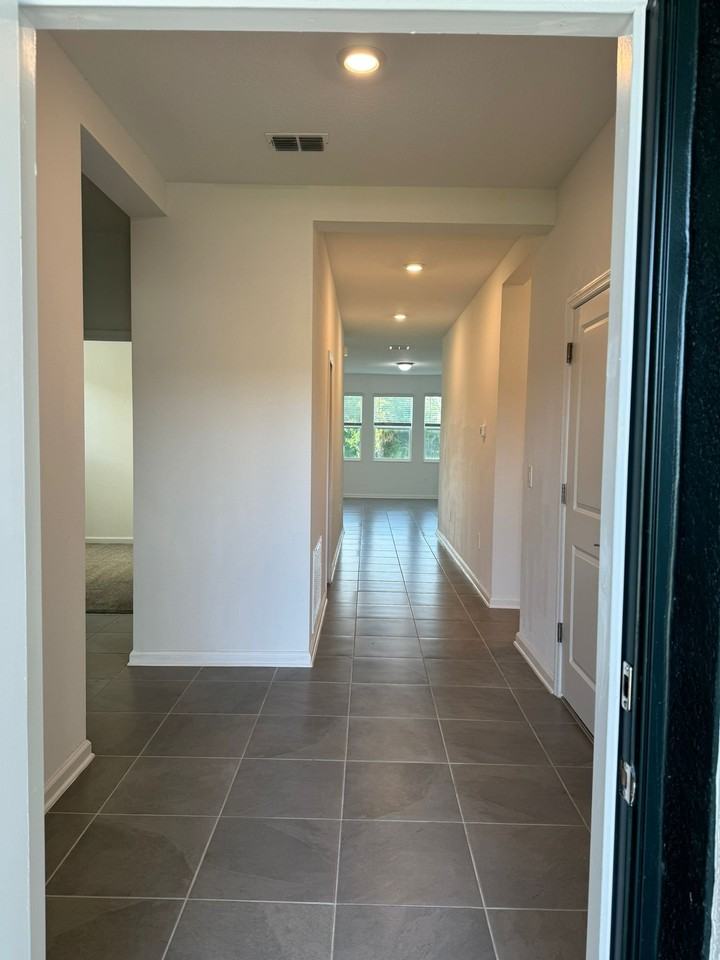 788 Daring Dr - Photo 3 of 16