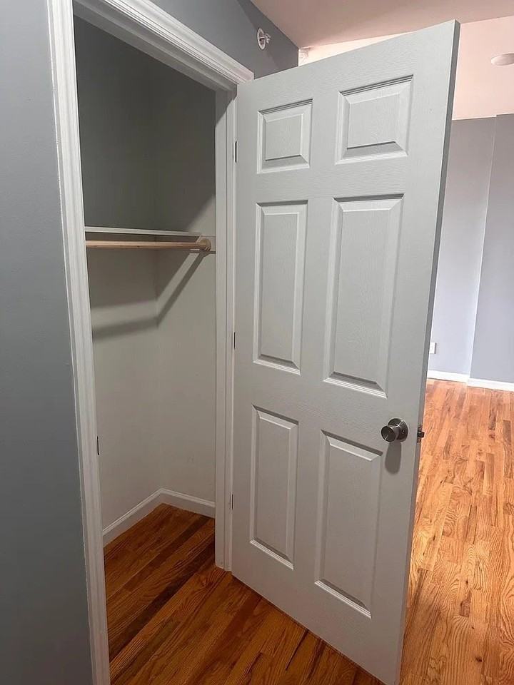 231 Dayton Ave #7 - Photo 6 of 9