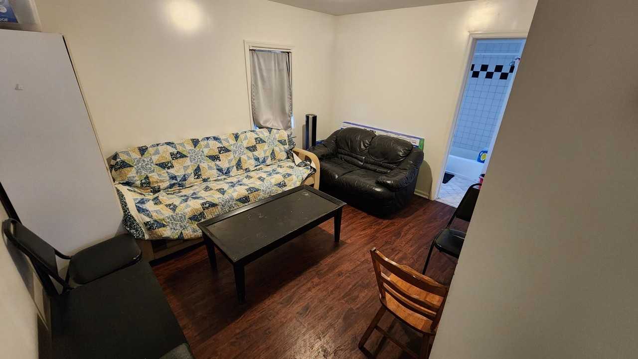 721 Birch St - Photo 3 of 6