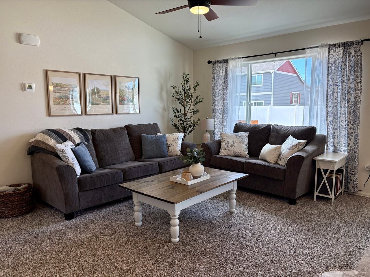 916 Greenbrook Dr - Photo 5 of 16