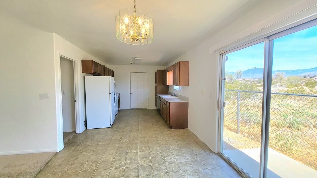 2400 E Ambush St #C - Photo 5 of 18