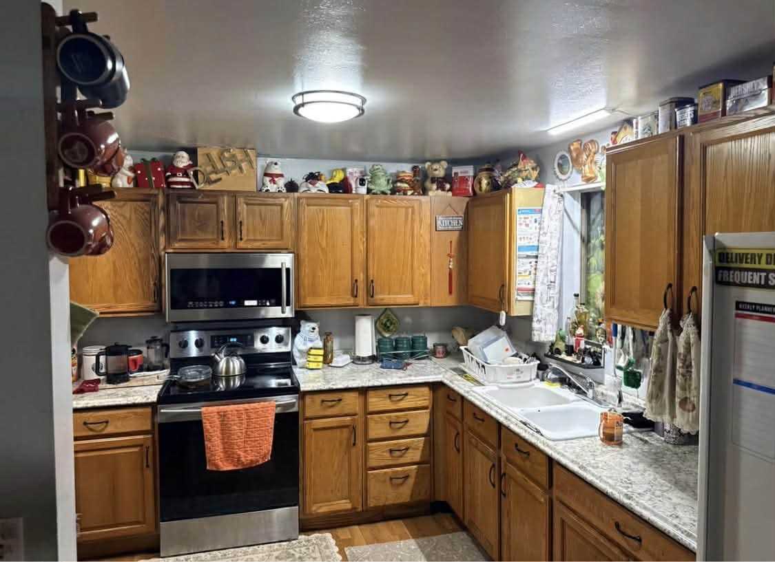 1830 Hollow Dale Pl - Photo 3 of 5