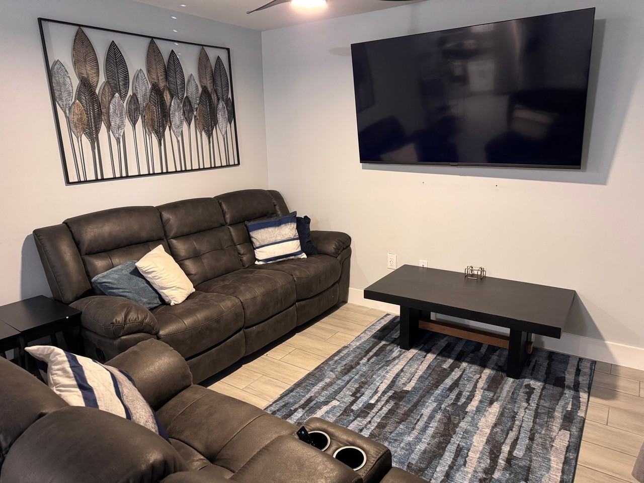 3667 Michigan Ave - Photo 2 of 12