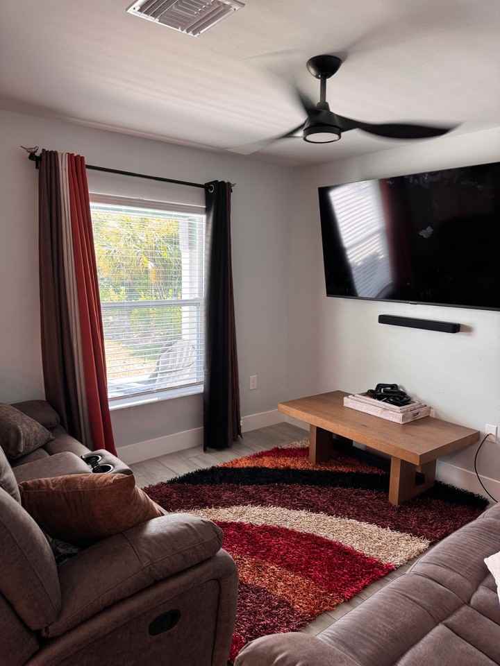 3665 Michigan Ave - Photo 3 of 13