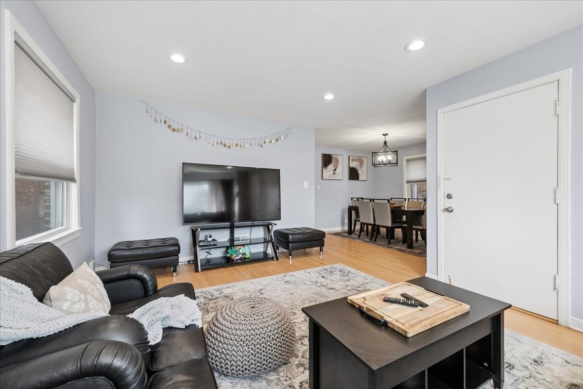 5224 N Virginia Ave - Photo 4 of 16