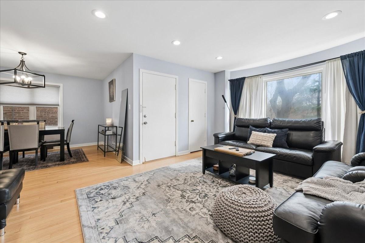 5224 N Virginia Ave - Photo 5 of 16