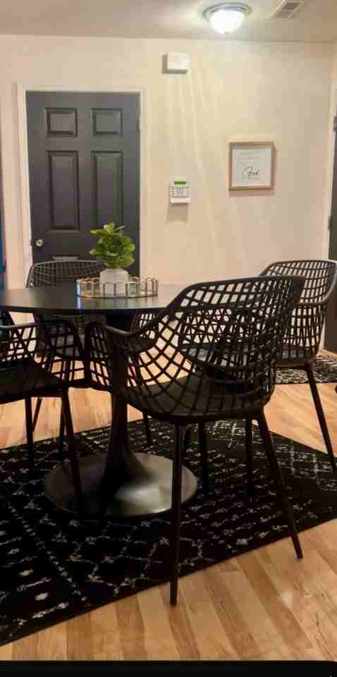 4420 Eaves Ln - Photo 4 of 6