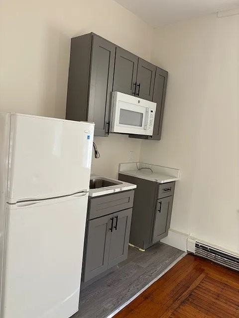 254 Hope St #3 - Photo 7 of 10