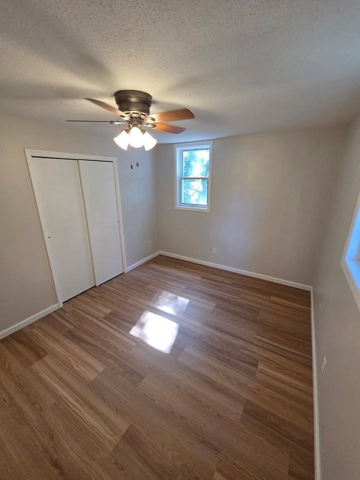 1349 Main St #201 - Photo 5 of 9