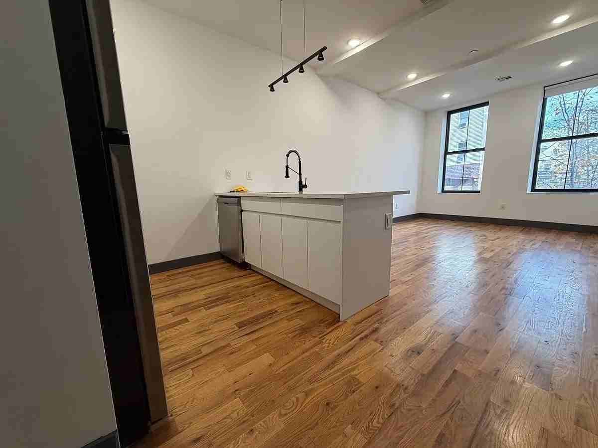 568 Communipaw Ave #104 - Photo 3 of 14