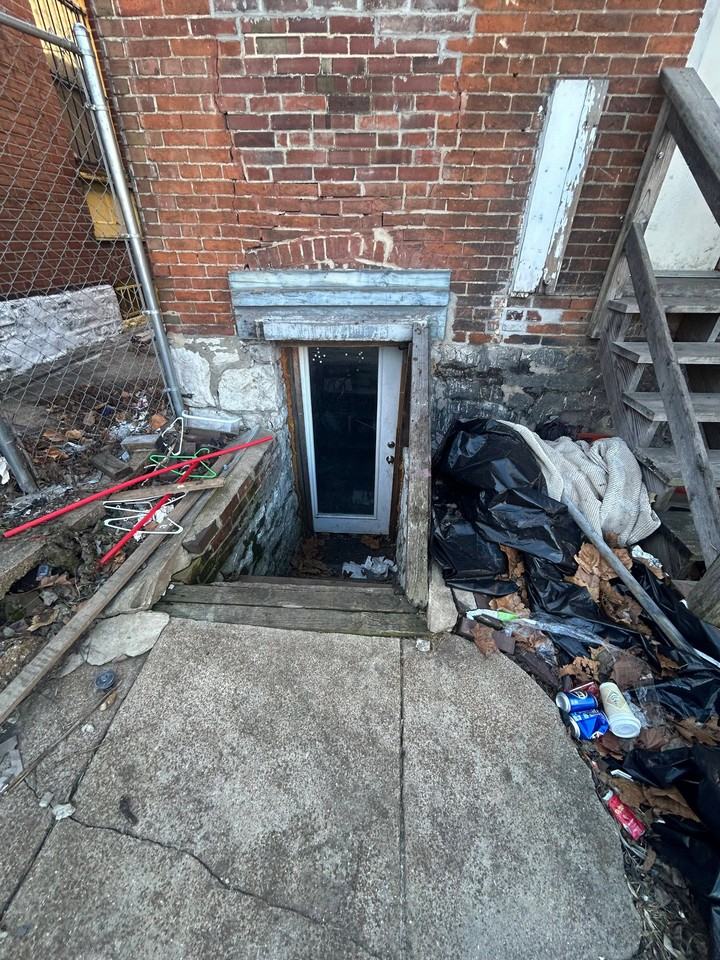 3819 Kossuth Ave - Photo 6 of 20