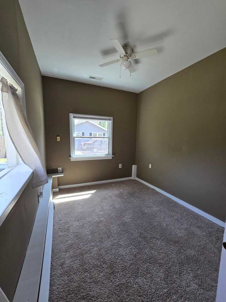 8705 Sedgemoor Dr - Photo 6 of 10