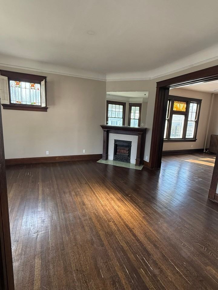 907 Main St - Photo 7 of 20