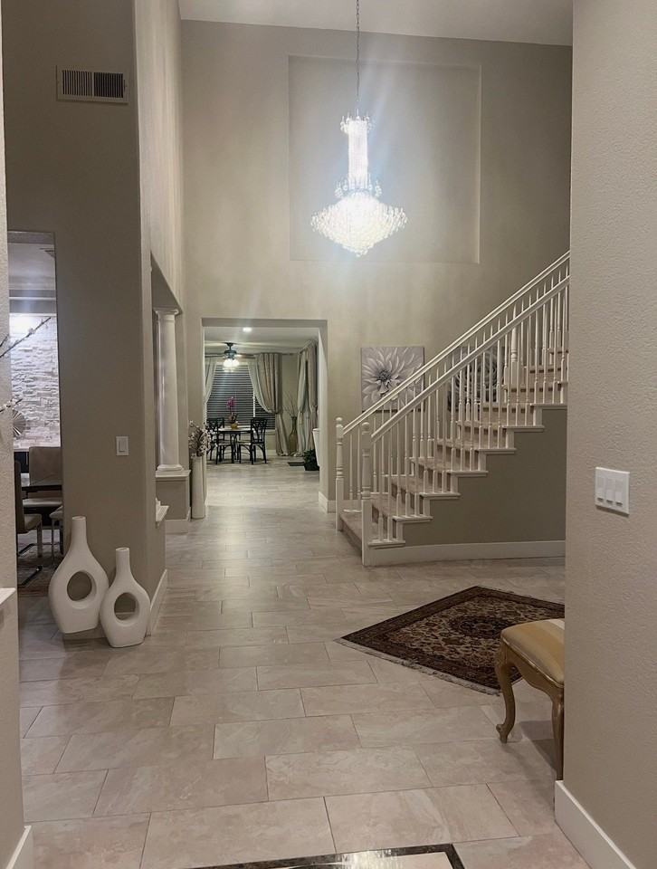 1572 Woodhaven Cir - Photo 3 of 20