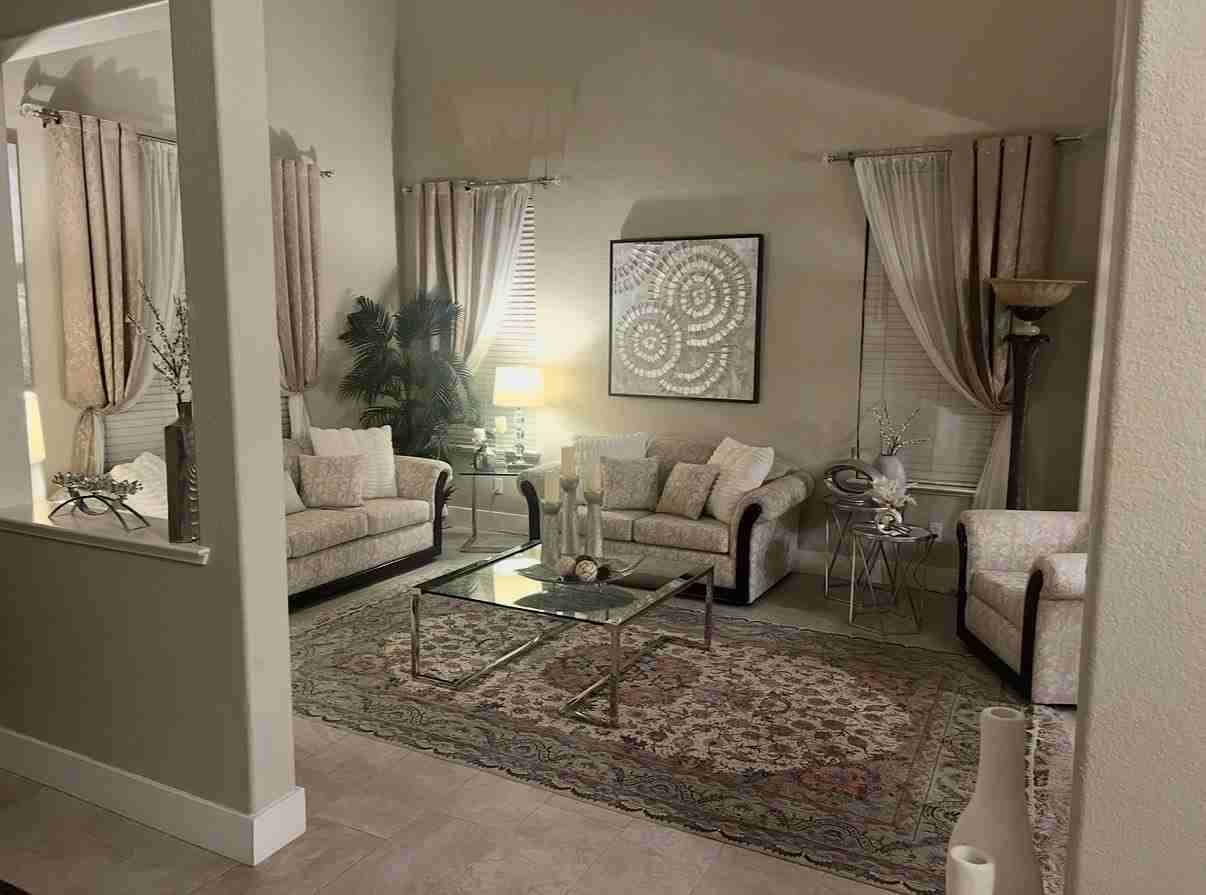 1572 Woodhaven Cir - Photo 4 of 20