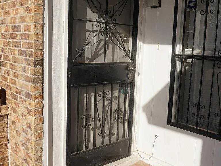 6060 Bridalveil Dr - Photo 2 of 14