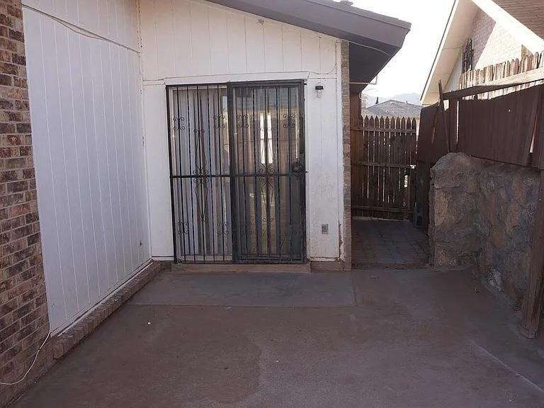 6060 Bridalveil Dr - Photo 7 of 14